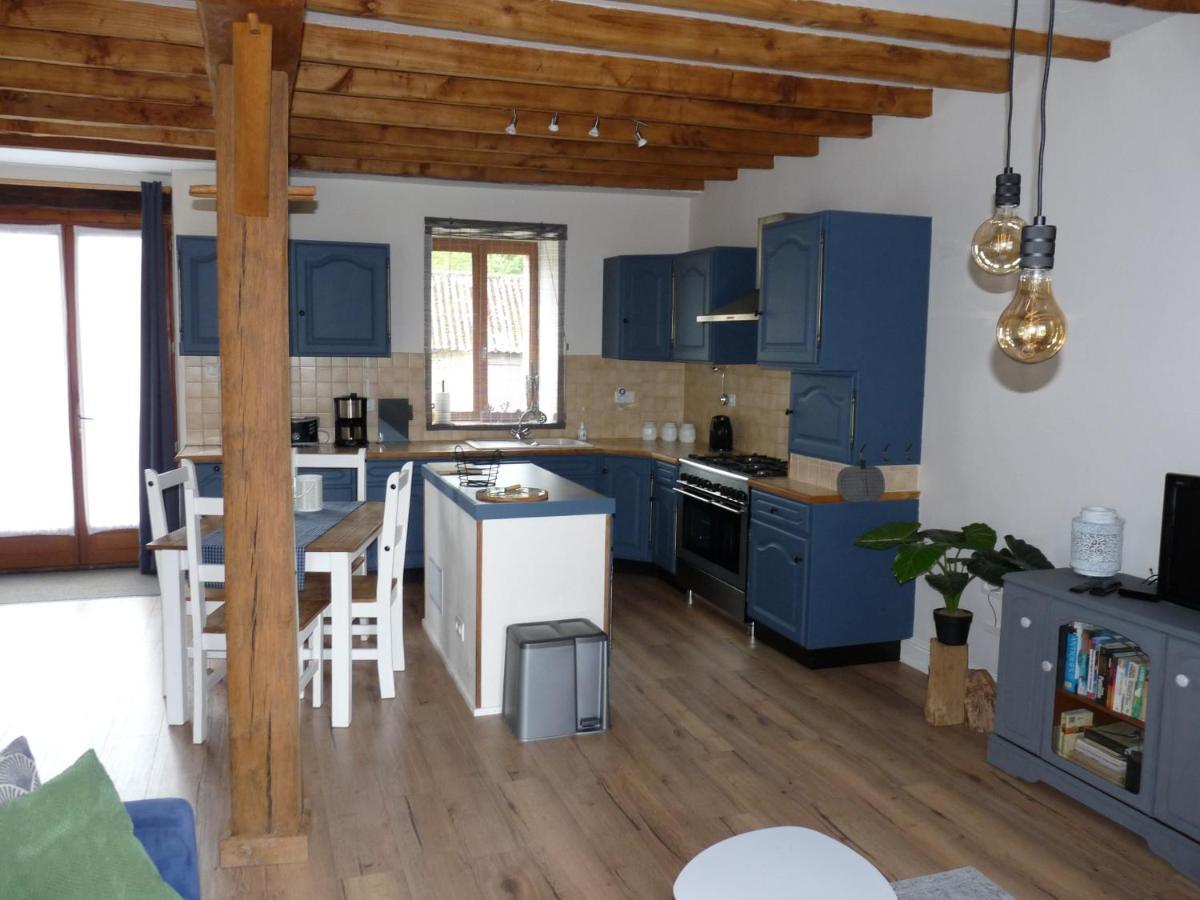 Een Prachtige Gite In Frankrijk Chez Gerard Vieilleville Esterno foto
